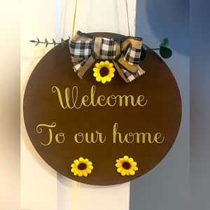 Welcome wooden door sign